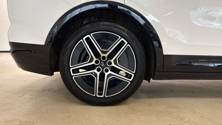 Ford Capri 125kW Premium 52kWh 5dr Auto Electric Estate